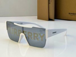 Picture of Burberry Sunglasses _SKUfw51973402fw